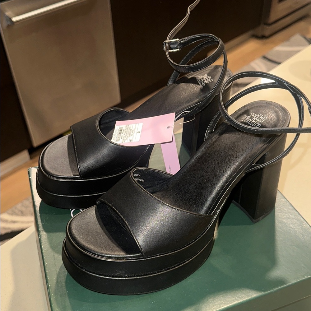 Wild Fable Sleek Black Platform Heels